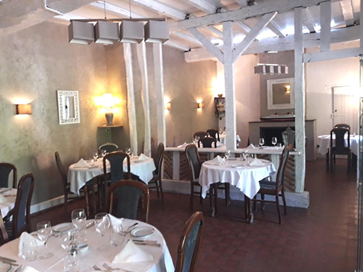 ליון Hotel Restaurant La Croix Blanche מראה חיצוני תמונה